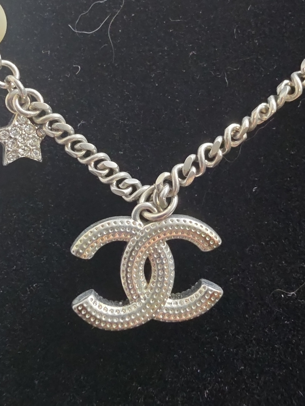 REPOSHING - Chanel Silver Pearl CC Logo Necklace - Picture 9 of 10